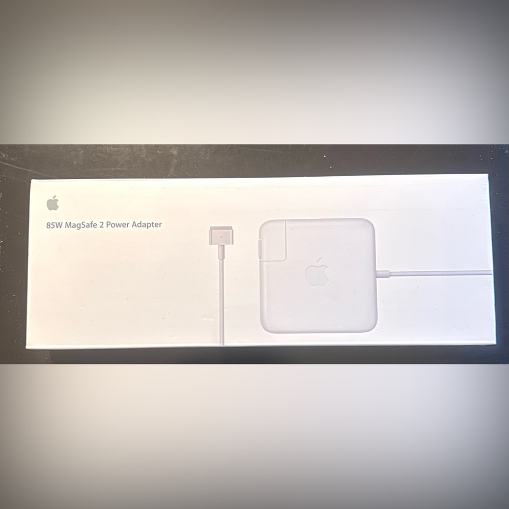 Apple 85W MagSafe 2 Power Adapter
